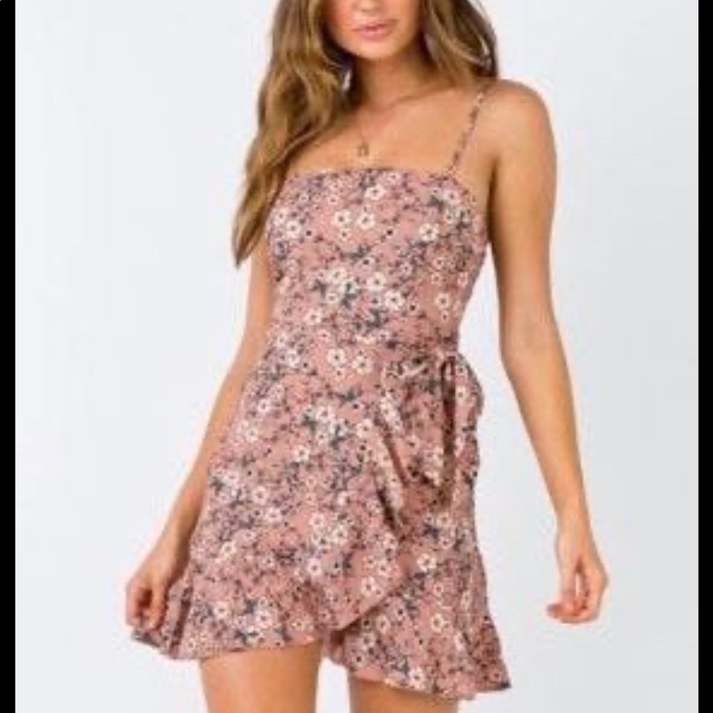 Princess Polly Mini Dress!!